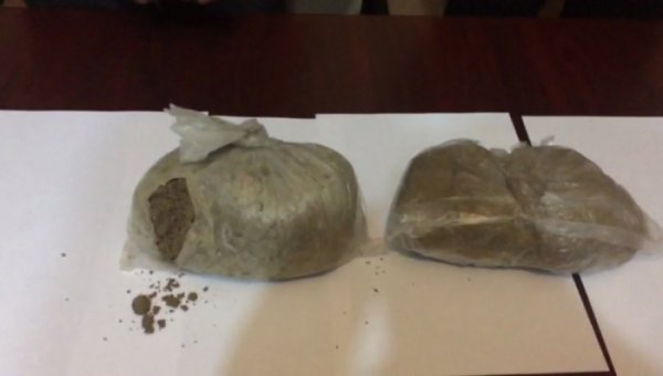 Paytaxt sakinindən 2 kiloqramdan çox heroin götürülüb
