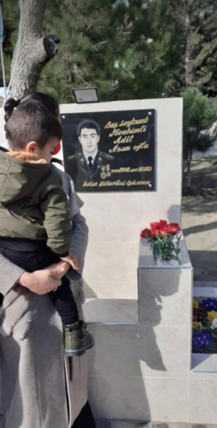 Sumqayıtda şəhidin xatirəsi əbədiləşdirilib - FOTO