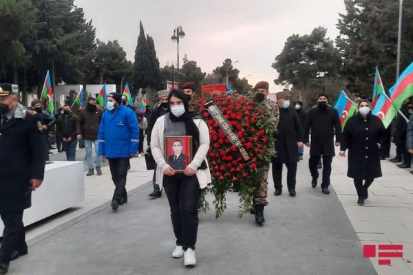 Şəhid hərbçimiz Sumqayıt Şəhidlər Xiyabanında dəfn olunub - FOTO