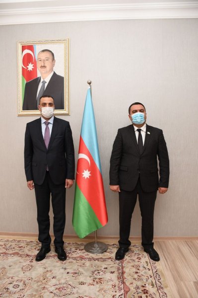 Deputat Sumqayıtda idarə rəisi ilə görüşdü: gələcək planlar müzakirə edildi - FOTO