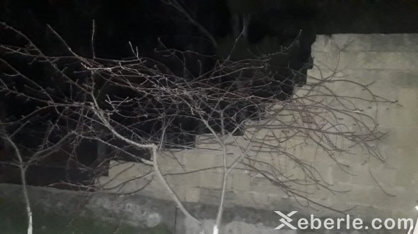 Sumqayıtda liseyin hasarı uçdu - FOTOLAR