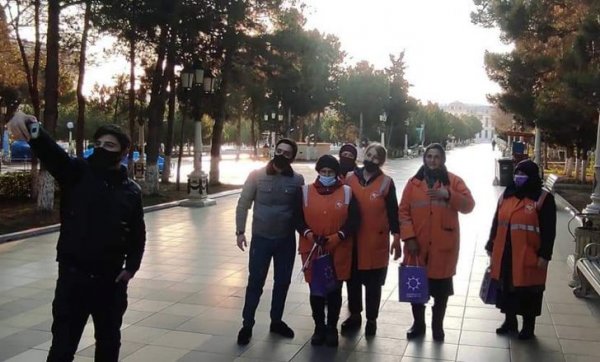 Sumqayıtlı gənclərdən maraqlı “8 mart” təşəbbüsü – FOTOLAR