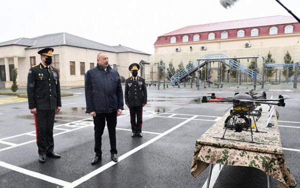 İlham Əliyev hərbi hissənin açılışını etdi - Fotolar