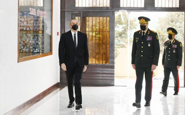 İlham Əliyev hərbi hissənin açılışını etdi - Fotolar