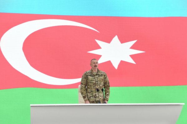 Prezident təltif olunan hərbçilərlə görüşdü - FOTOLAR