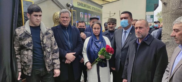 Sumqayıtda şəhidin xatirəsi yad edilib - FOTO