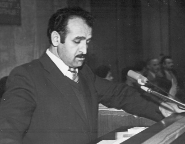 Sumqayıt səhiyyəsinin veteranları - Vaqif Qəhrəmanovun cərrahlıq “odisseyası” (FOTOLAR) Sumqayıt səhiyyəsinin veteranları - Vaqif Qəhrəmanovun cərrahlıq “odisseyası” (FOTOLAR)