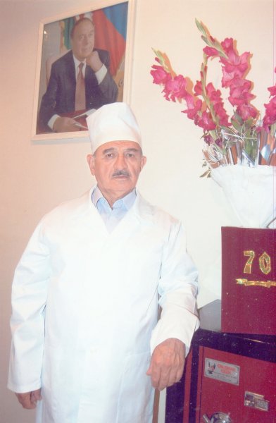 Sumqayıt səhiyyəsinin veteranları - Vaqif Qəhrəmanovun cərrahlıq “odisseyası” (FOTOLAR) Sumqayıt səhiyyəsinin veteranları - Vaqif Qəhrəmanovun cərrahlıq “odisseyası” (FOTOLAR)