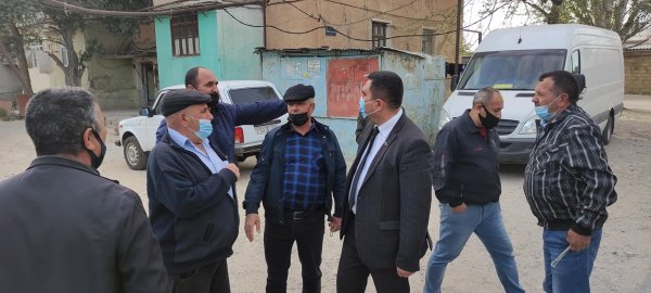 Müşfiq Məmmədli Hacı Zeynalabdin qəsəbəsində seçicilərin problemləri ilə maraqlanıb - FOTOLAR