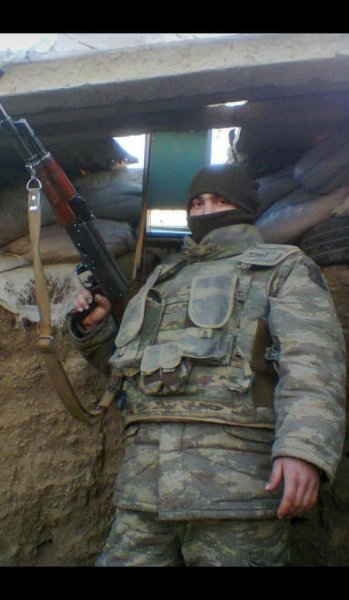 Sumqayıt qəhrəmanları tanımalıdır: Şərəfli ölümümlə fəxr edərsən deyən Tacəddin İsmayılzadə (FOTOLAR) Sumqayıt qəhrəmanları tanımalıdır: Şərəfli ölümümlə fəxr edərsən deyən Tacəddin İsmayılzadə (FOTOLAR)