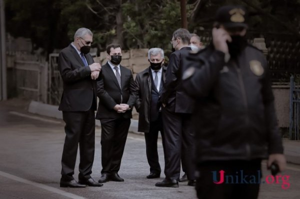 Azad Rəhimov dəfn edilib - FOTOLAR