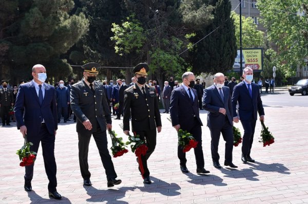 Sumqayıtda faşizm üzərində Qələbənin 76-cı ildönümü münasibətilə tədbir keçirilib -  FOTOLAR
