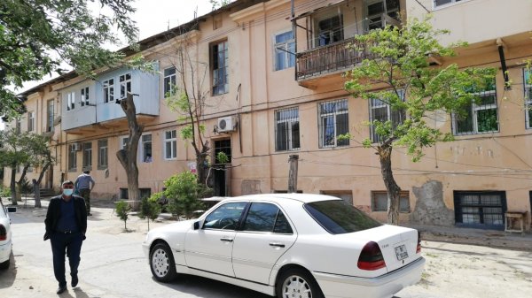 Sumqayıtda binanın zirzəmisində yanğın - FOTO Sumqayıtda binanın zirzəmisində yanğın - FOTO