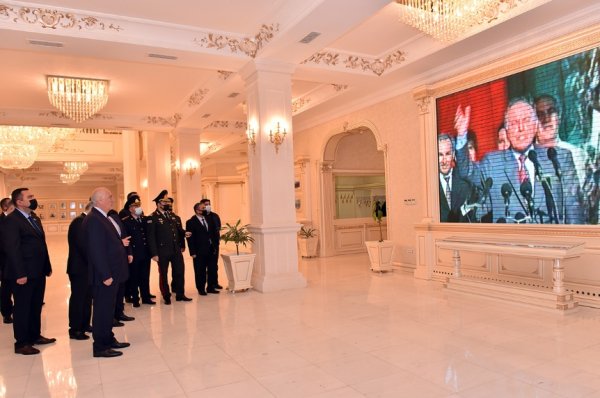 Sumqayıtda ulu öndər Heydər Əliyevin xatirəsi anılıb – FOTOLAR