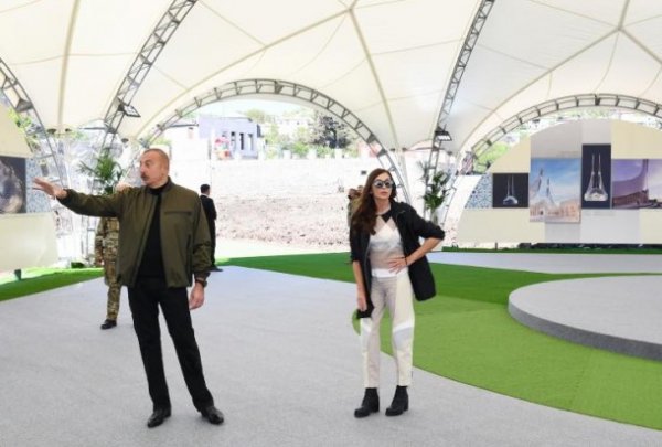 İlham Əliyev Şuşada yeni məscidin təməlini qoyub - FOTOLAR