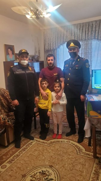 Sumqayıt polisi şəhid ailələrinə bayram sovqatları paylayıb -FOTOLAR