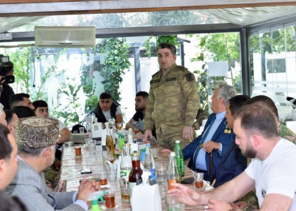 Sumqayıtda qazilər üçün bayram süfrəsi təşkil edilib -FOTOLAR
