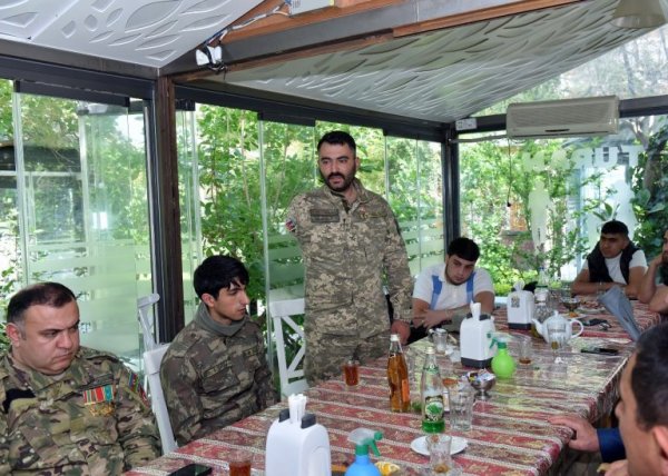 Sumqayıtda qazilər üçün bayram süfrəsi təşkil edilib -FOTOLAR