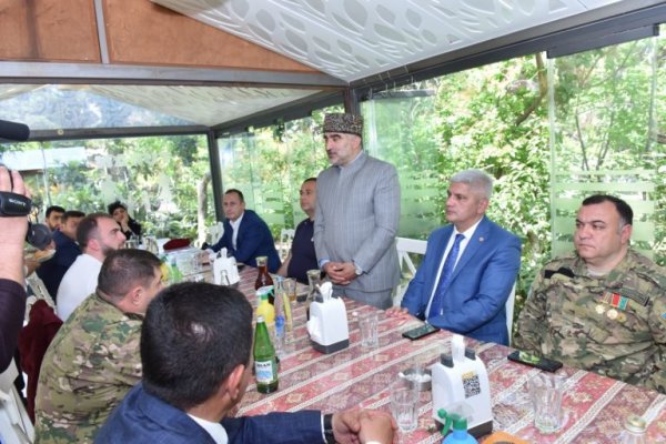 Sumqayıtda qazilər üçün bayram süfrəsi təşkil edilib -FOTOLAR