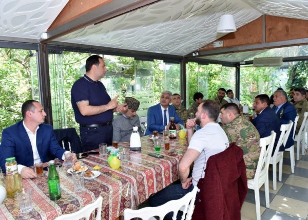 Sumqayıtda qazilər üçün bayram süfrəsi təşkil edilib -FOTOLAR