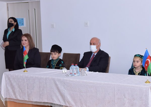 Zakir Fərəcov uşaqları təbrik etdi - FOTOLAR