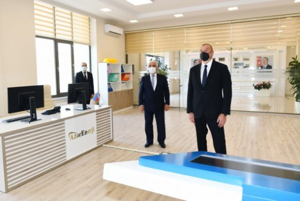 İlham Əliyev “Binəqədi” yarımstansiyasının açılışında - FOTOLAR