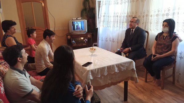 YAP Sumqayıt təşkilatı növbəti dəfə qazi ailələrinə yardım edib - FOTOLAR YAP Sumqayıt təşkilatı növbəti dəfə qazi ailələrinə yardım edib - FOTOLAR