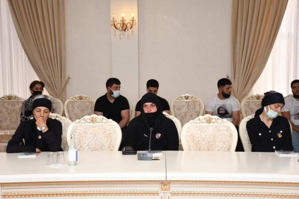 Sumqayıtda şəhidin xatirəsinə həsr olunmuş kitabın təqdimatı keçirilib - FOTOLAR