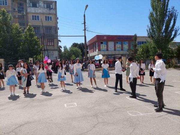 Sumqayıt məktəblərində "Son zəng" -FOTOLAR