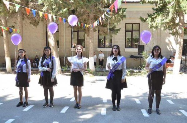 Sumqayıt məktəblərində "Son zəng" -FOTOLAR