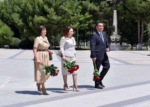 Müşfiq Məmmədli: "Bu ilki peşə bayramımız xüsusi məna daşıyır..." - FOTOLAR
