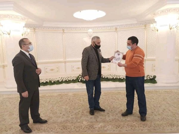Sumqayıtlı gənclər arxa cəbhədə göstərdikləri xidmətlərə görə təltif olundular - FOTO Sumqayıtlı gənclər arxa cəbhədə göstərdikləri xidmətlərə görə təltif olundular - FOTO