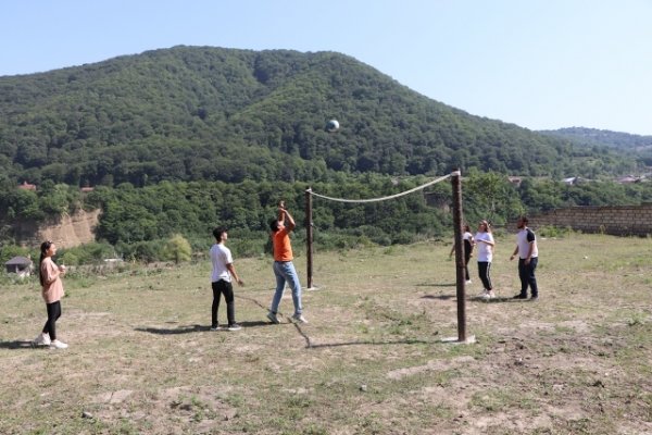 Sumqayıt Gənclərinin «Yаy məktəbi» başa çatdı - FOTO Sumqayıt Gənclərinin «Yаy məktəbi» başa çatdı - FOTO