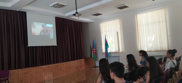 Sumqayıtda “Yay məktəbi” çərçivəsində ekskursiyalar, muzey dərsləri və digər öyrədici fəaliyyətlər təşkil olunub - FOTOLAR