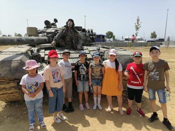 Sumqayıtda “Yay məktəbi” çərçivəsində ekskursiyalar, muzey dərsləri və digər öyrədici fəaliyyətlər təşkil olunub - FOTOLAR
