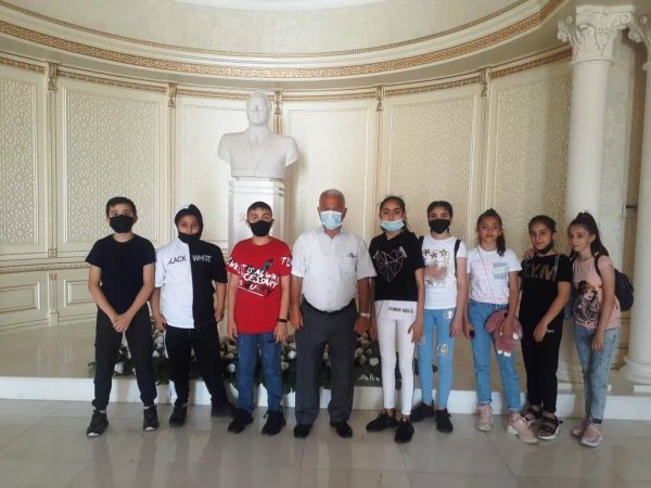 Sumqayıtda “Yay məktəbi” çərçivəsində ekskursiyalar, muzey dərsləri və digər öyrədici fəaliyyətlər təşkil olunub - FOTOLAR