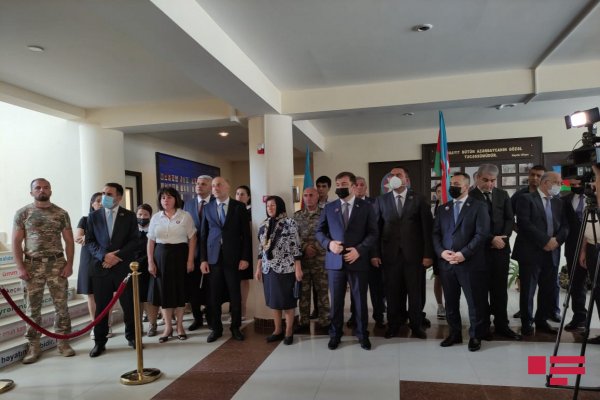 Sumqayıtda Milli Qəhrəman Polad Həşimovun büstünün və xatirə muzeyinin açılışı olub - FOTO