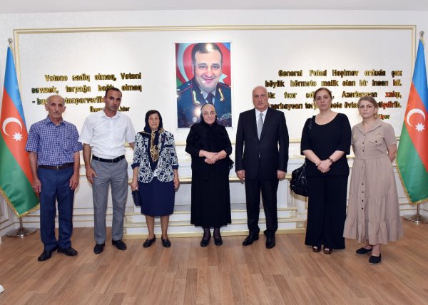 Sumqayıtda Milli Qəhrəman Polad Həşimovun büstünün və xatirə muzeyinin açılışı olub - FOTO