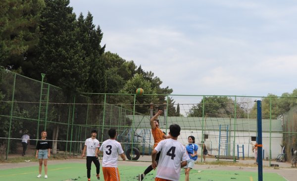 Sumqayıtda Milli Qəhrəman Polad Həşimovun xatirəsinə həsr edilmiş Voleybol  turniri keçirilib - FOTOLAR
