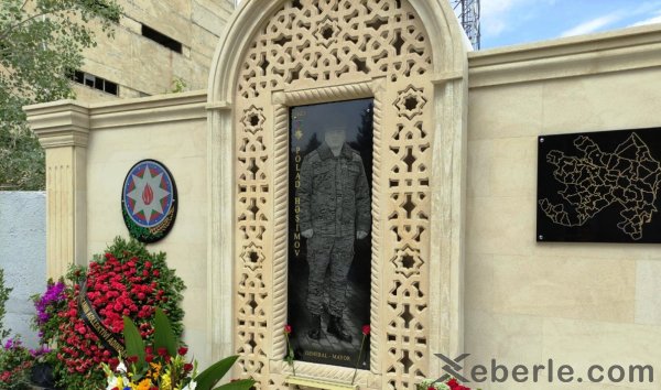 Sumqayıtda şəhid general Polad Həşimovun xatirə abidəsinin və lövhəsinin açılışı olub