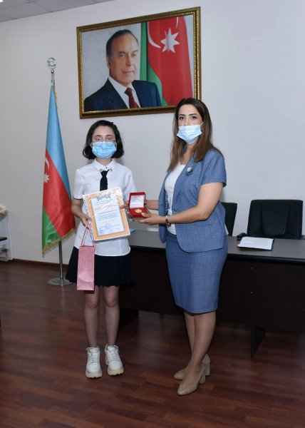 Sumqayıt şagirdlərindən 16 qızıl və 5 gümüş medal - FOTOLAR
