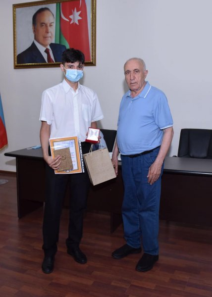 Sumqayıt şagirdlərindən 16 qızıl və 5 gümüş medal - FOTOLAR