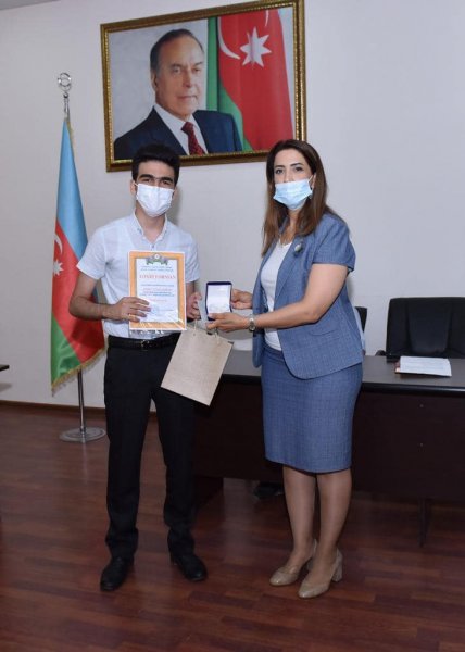 Sumqayıt şagirdlərindən 16 qızıl və 5 gümüş medal - FOTOLAR