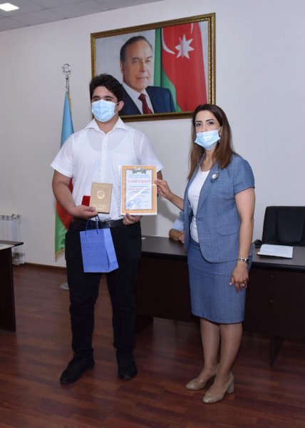 Sumqayıt şagirdlərindən 16 qızıl və 5 gümüş medal - FOTOLAR