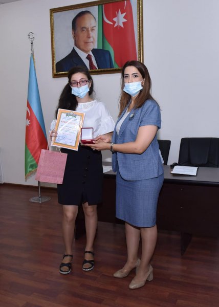 Sumqayıt şagirdlərindən 16 qızıl və 5 gümüş medal - FOTOLAR