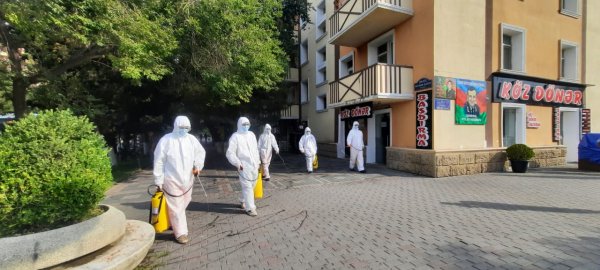 Sumqayıt şəhərində genişmiqyaslı dezinfeksiya işləri aparılıb -FOTOLAR