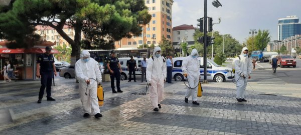 Sumqayıt şəhərində genişmiqyaslı dezinfeksiya işləri aparılıb -FOTOLAR