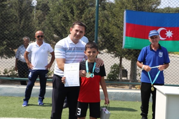 Mini-futbol üzrə Sumqayıt birinciliyinin qalibi məlum oldu - FOTOLAR