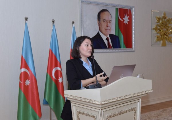 Sumqayıtda təhsil işçilərinin ənənəvi sentyabr konfransı keçirilib - FOTOLAR Sumqayıtda təhsil işçilərinin ənənəvi sentyabr konfransı keçirilib - FOTOLAR