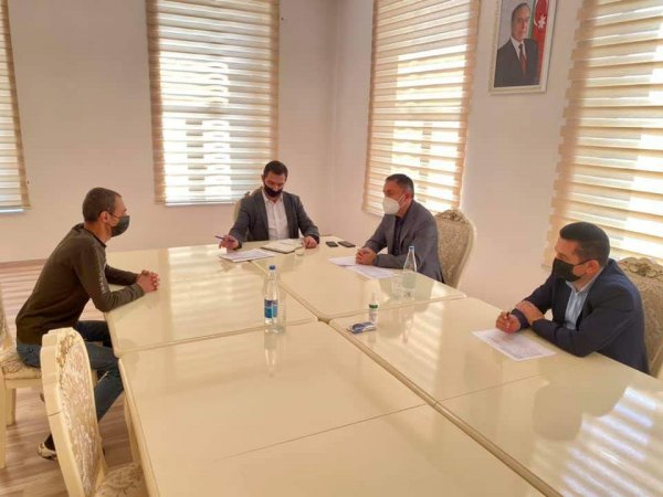 Deputat Sumqayıtda seçicilərinin problemlərini dinlədi - FOTOLAR